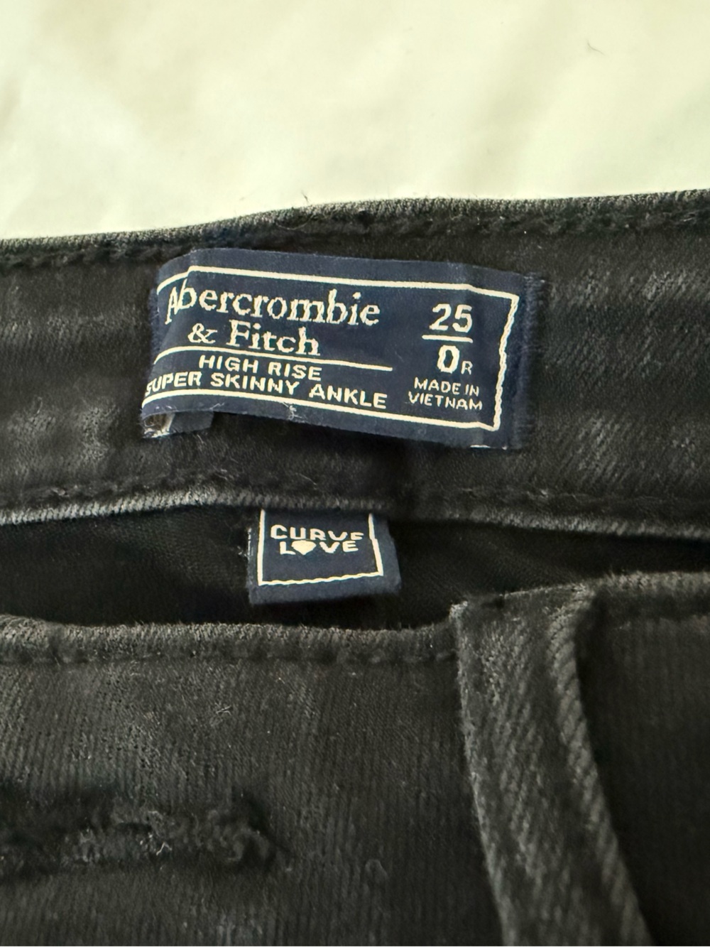 Abercrombie & Fitch Men's Black Super Skinny Jeans